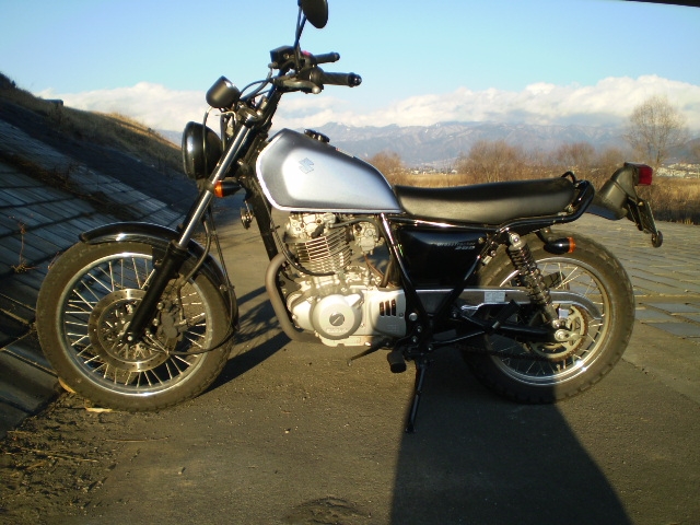 なんちゃって田舎暮らし SUZUKI Grasstracker カワセミ号